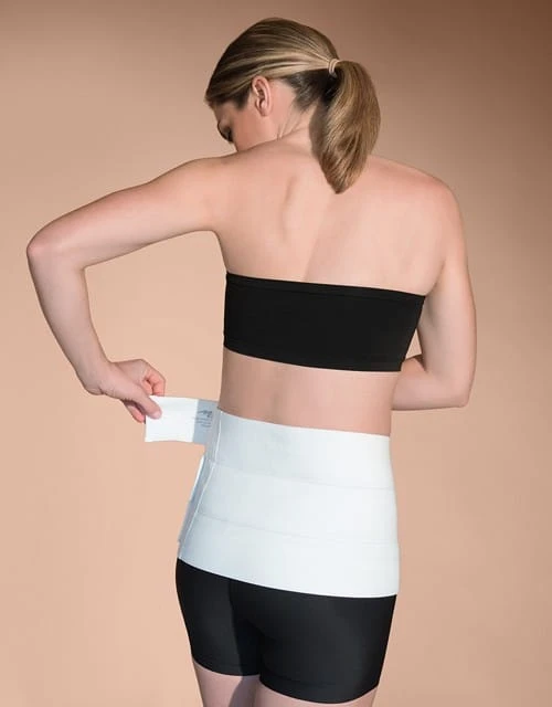 Fascia addominale post operatoria modulabile AB3S3 Fascia Addominale Post Operatoria Modulabile AB3S3 -Farmacia Estetica Porta Pia AB3S3 Back 271 web