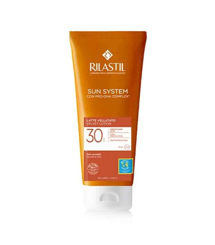 Rilastil Sun System Latte Vellutato SPF30 viso e corpo – 200ml Rilastil Sun System Latte Vellutato SPF30 Viso E Corpo – 200ml -Farmacia Estetica Porta Pia Rilastil Sun System Latte Vellutato SPF30 200ml